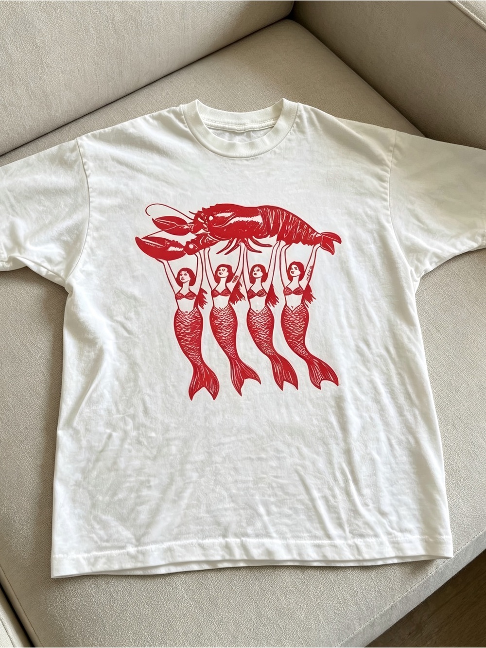 Mermaids Holding Lobster Four Red Fish White Graphic Women Men T-shirt Unisex